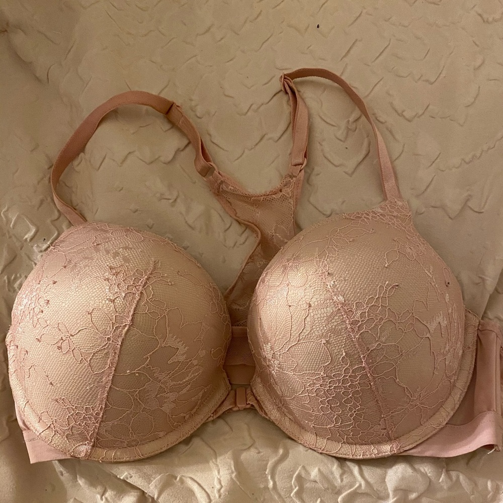 Gorgeous lace pink bombshell bra